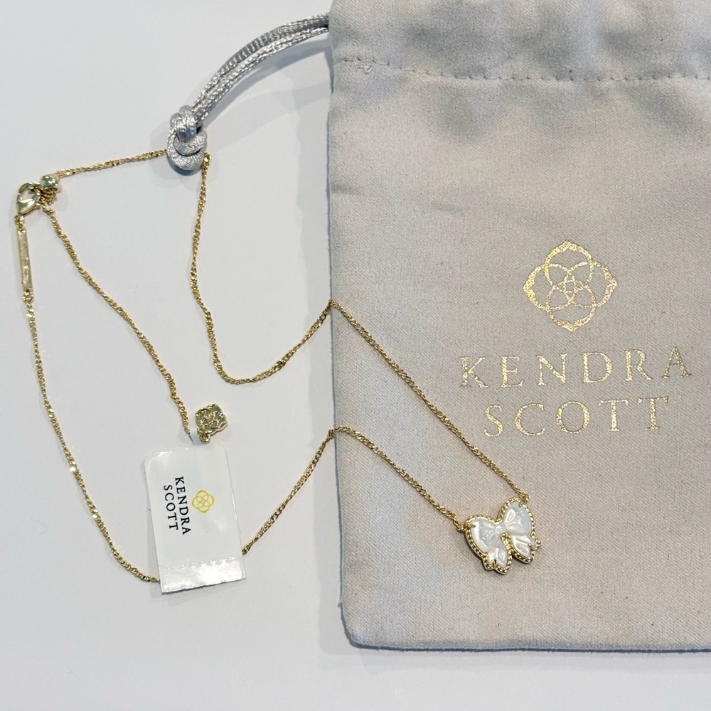 Kendra Scott Haley Bow Gold-Tone Short Pendant Necklace